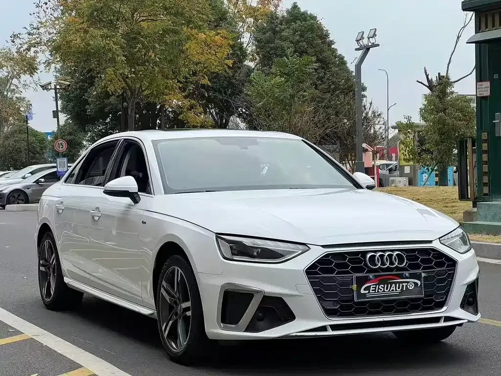 Audi A4L 2021 из CN, фото 8