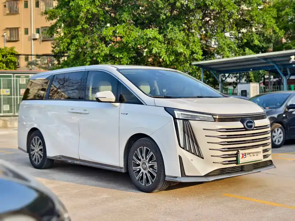 GAC Motor Trumpchi E9 — фото 4