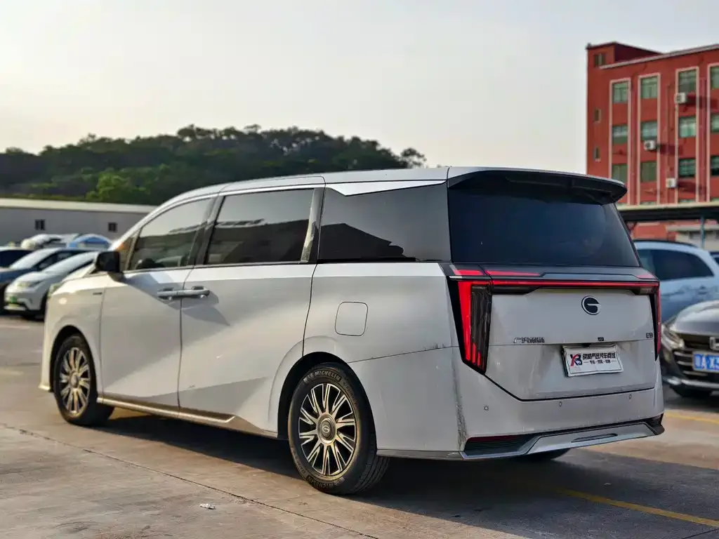 GAC Motor Trumpchi E9 — фото 6
