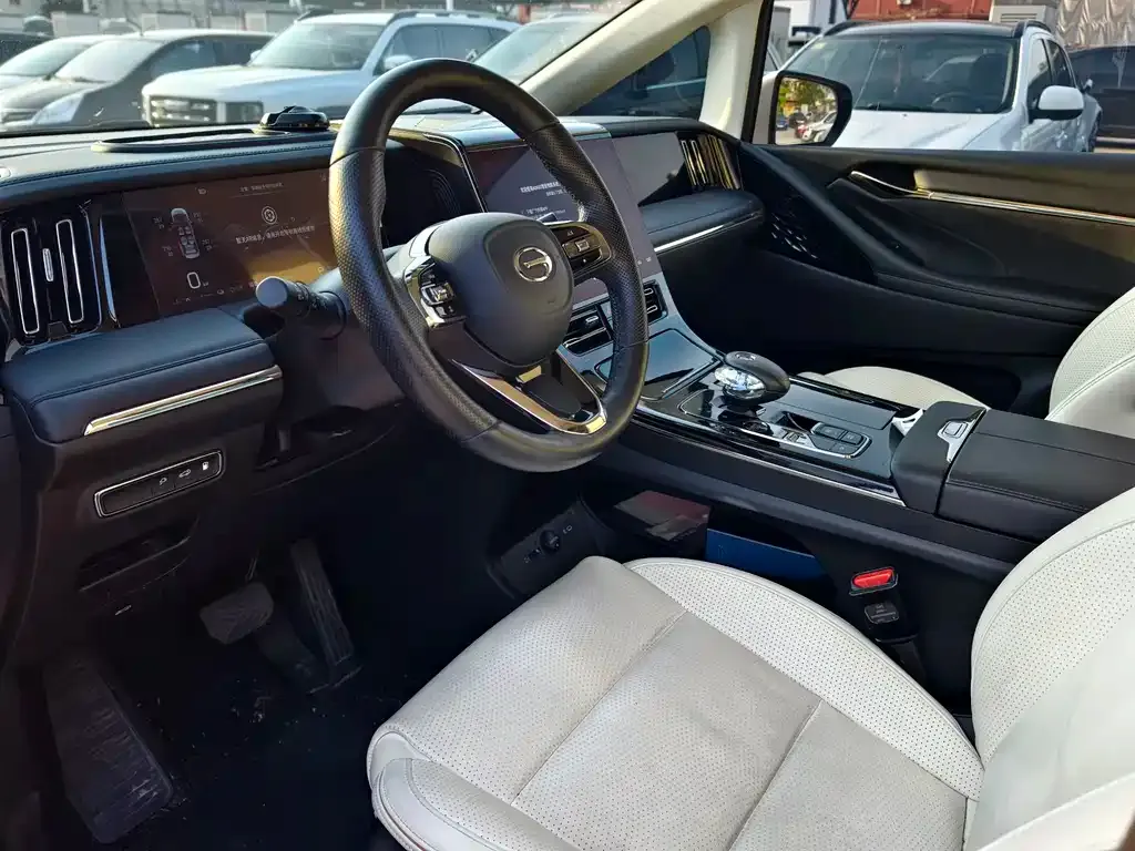 GAC Motor Trumpchi E9 — фото 8