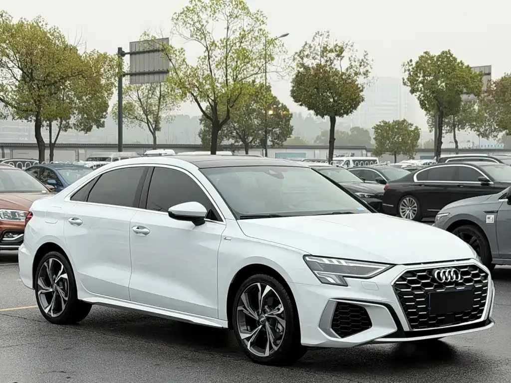 Audi A3 — фото 10