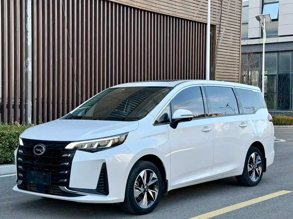 GAC Motor Trumpchi M6 — фото 5