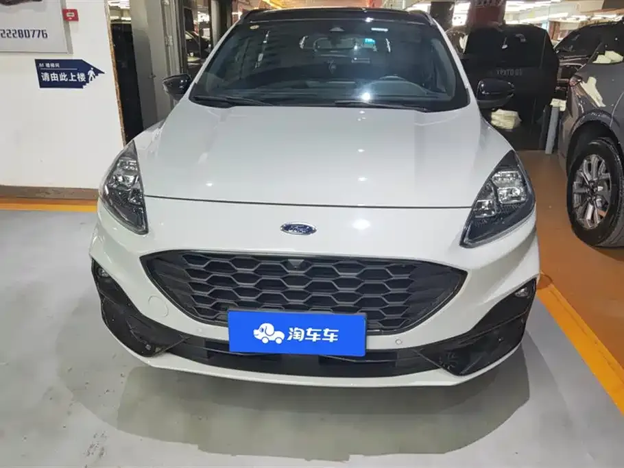 Ford Escape 2023 из CN, фото 8