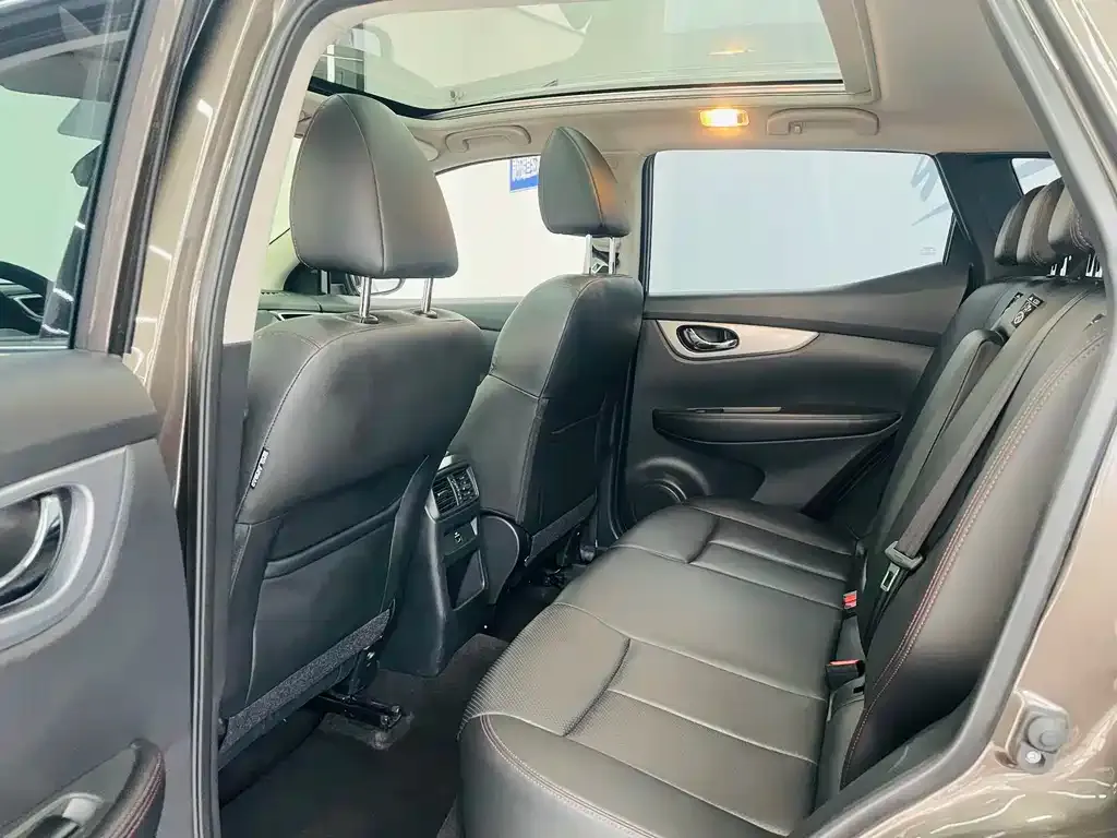 Nissan Qashqai 2023 из CN, фото 6