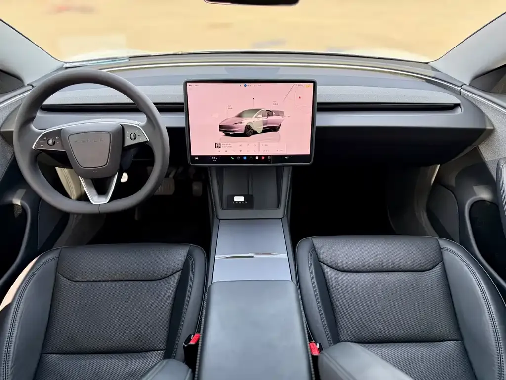 Tesla Model 3 — фото 7
