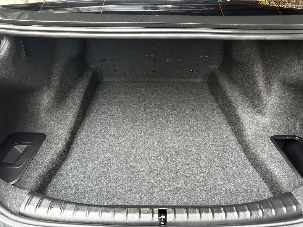 BMW 5 Series — фото 10