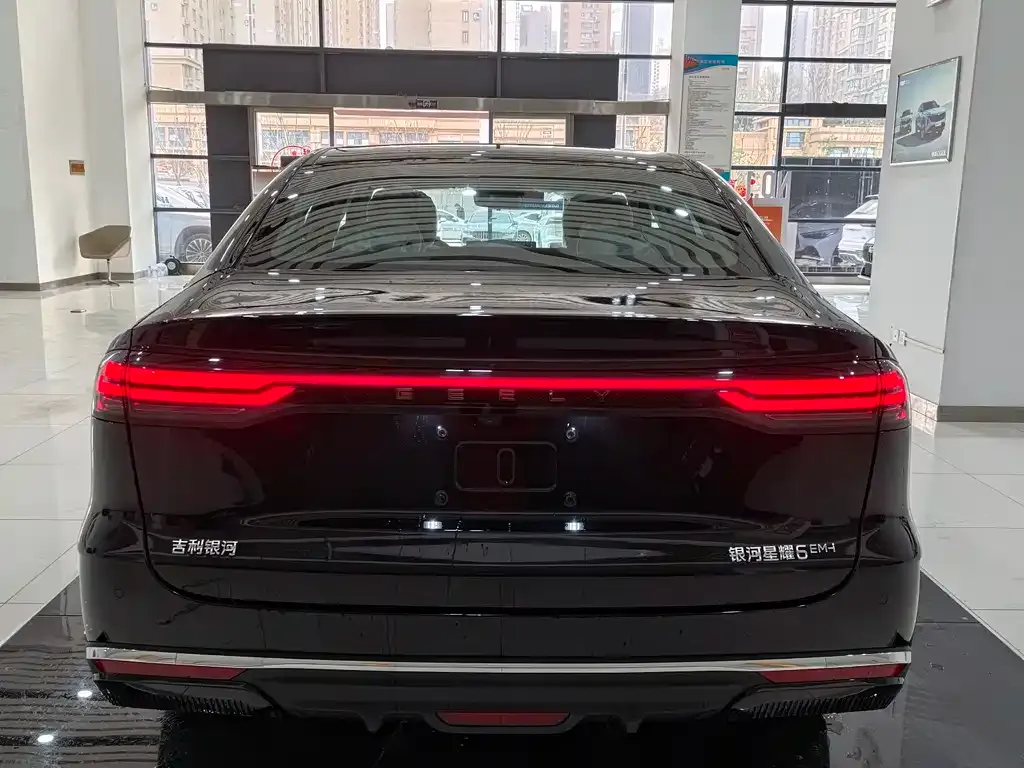 Geely 银河星耀6 2026 из CN, фото 4