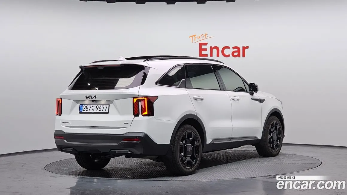 Kia Sorento — фото 8