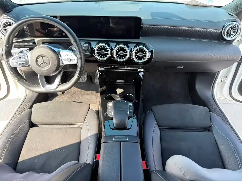 Mercedes-Benz A-Class 2022 из CN, фото 9