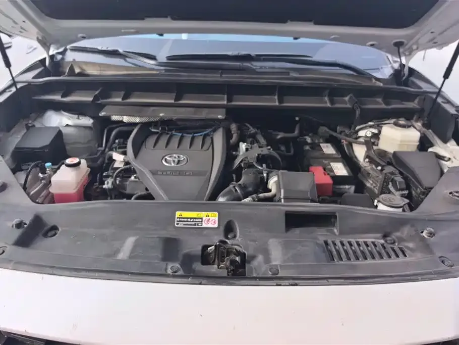 Toyota Crown Kluger 2023 из CN, фото 9
