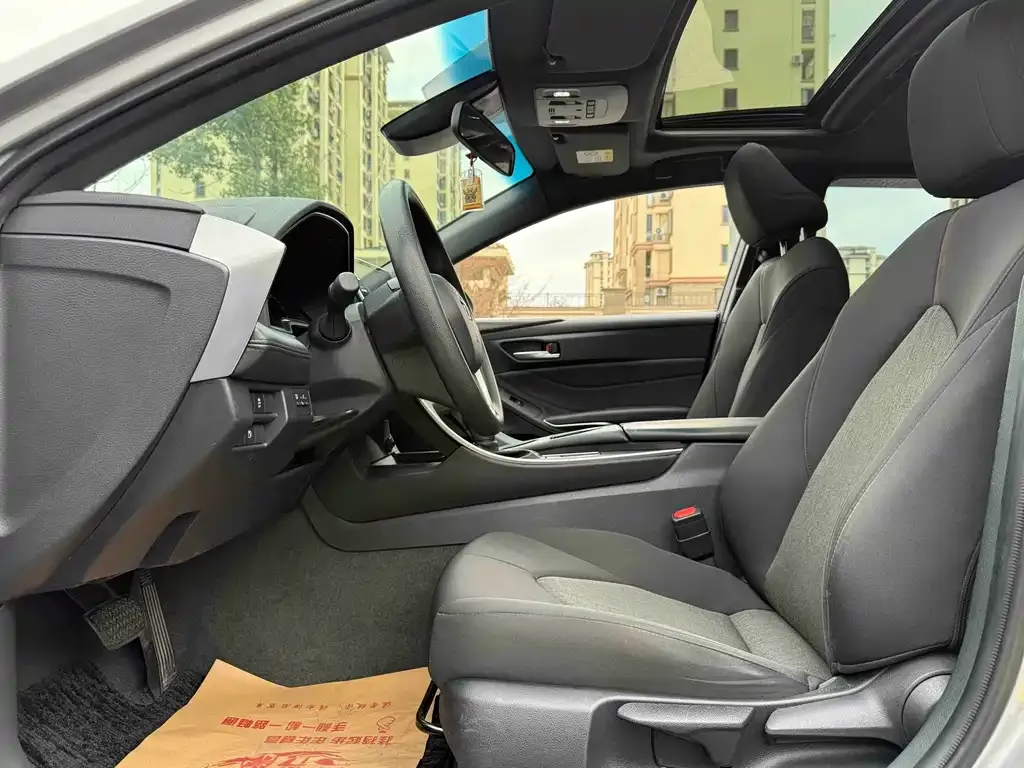 Toyota Avalon 2022 из CN, фото 2
