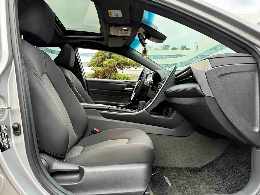 Toyota Avalon 2022 из CN, фото 5