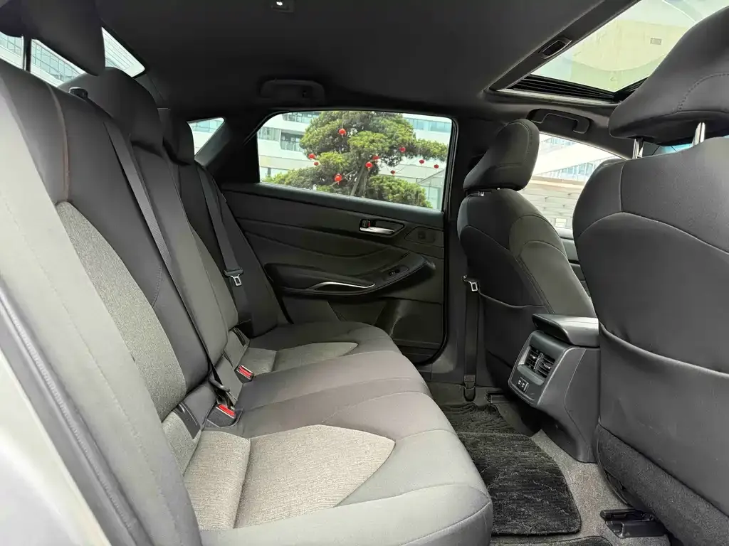 Toyota Avalon 2022 из CN, фото 10
