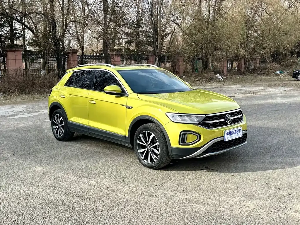 Volkswagen T-Roc — фото 6