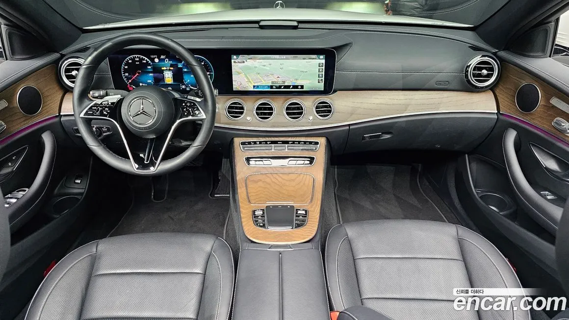 Mercedes-Benz E-Class — фото 10