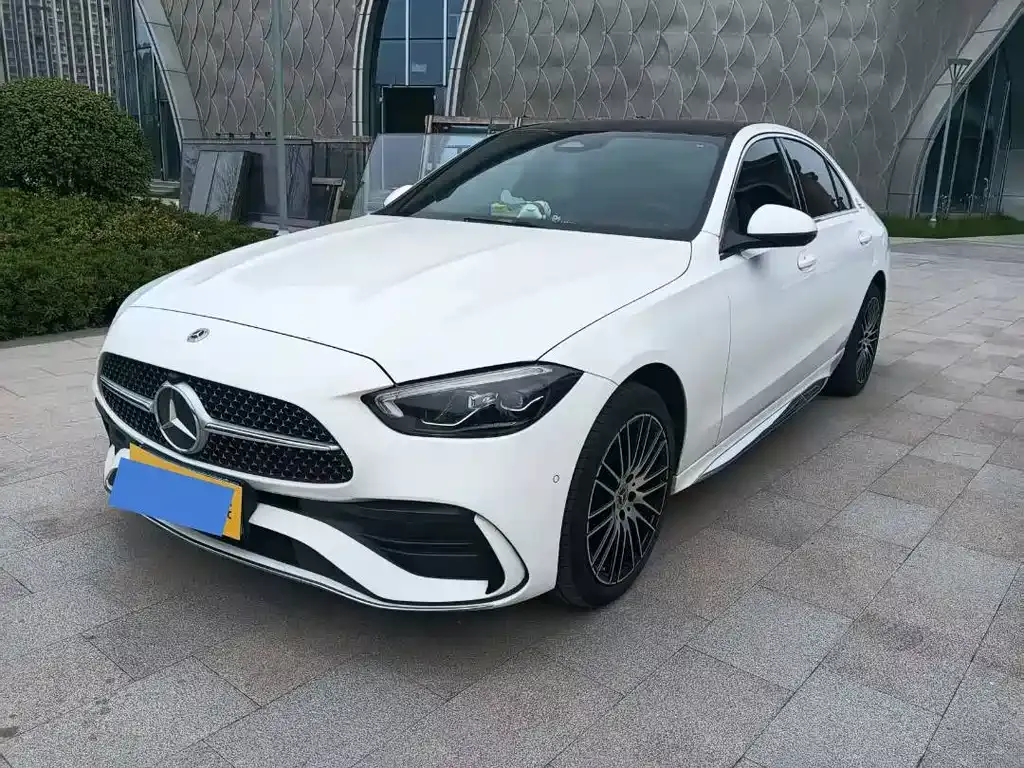 Mercedes-Benz C-Class — фото 1