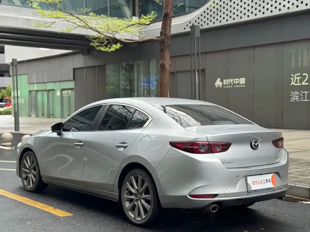 Mazda 3 Axela 2021 из CN, фото 2