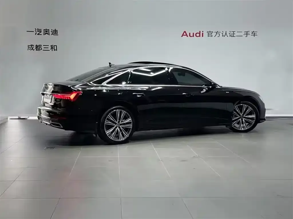 Audi A6L — фото 5
