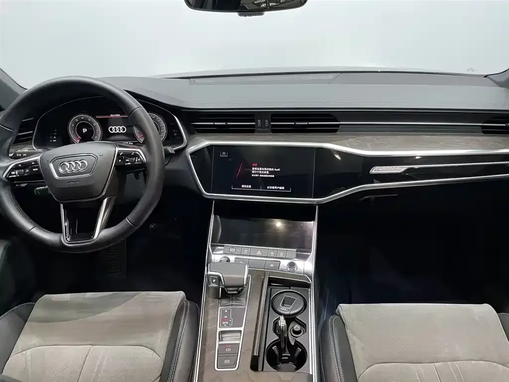 Audi A6L — фото 9
