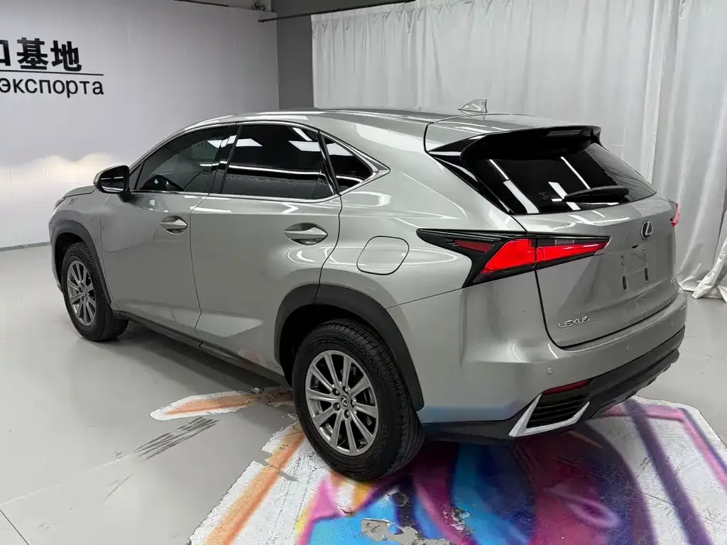 Lexus NX — фото 3