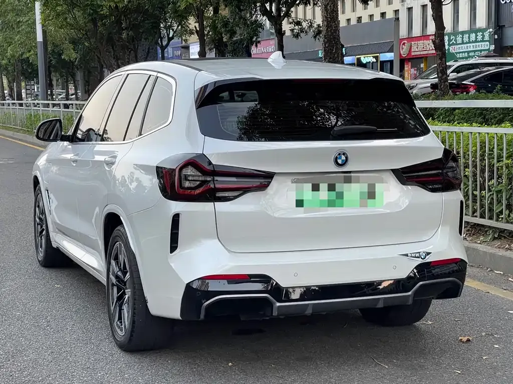 BMW iX3 2025 из CN, фото 4