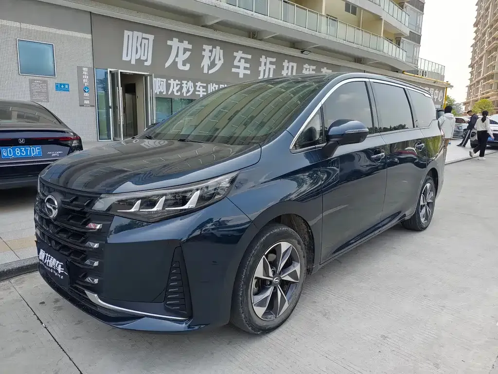 GAC Motor Trumpchi M6 — фото 1