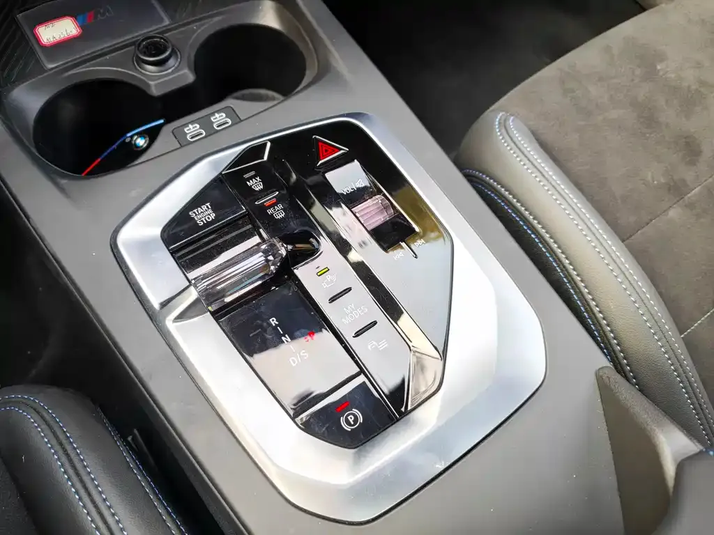 BMW M235L 2025 из CN, фото 5