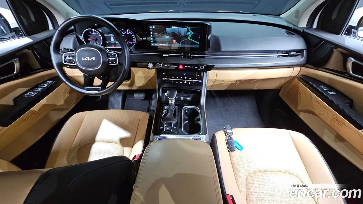 Kia Carnival — фото 10