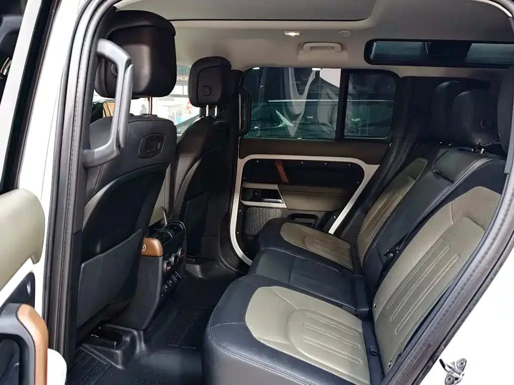 Land Rover Defender 2022 из CN, фото 9