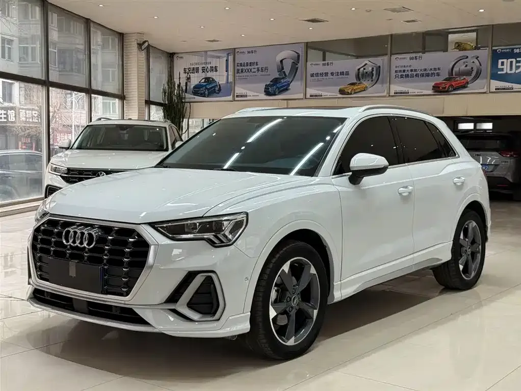 Audi Q3 2022 из CN, фото 1