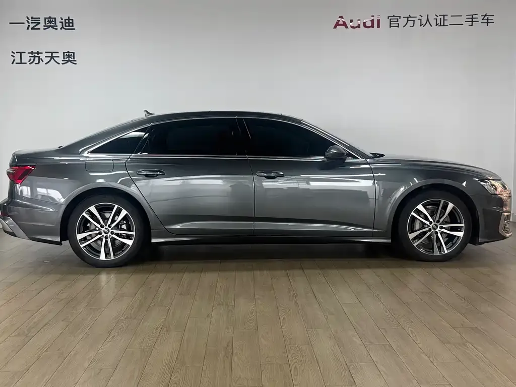 Audi A6L — фото 9