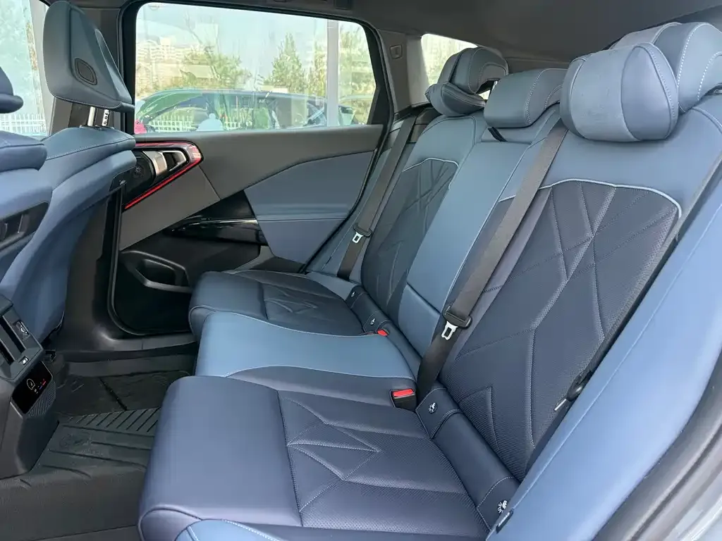 BMW X3 2025 из CN, фото 4