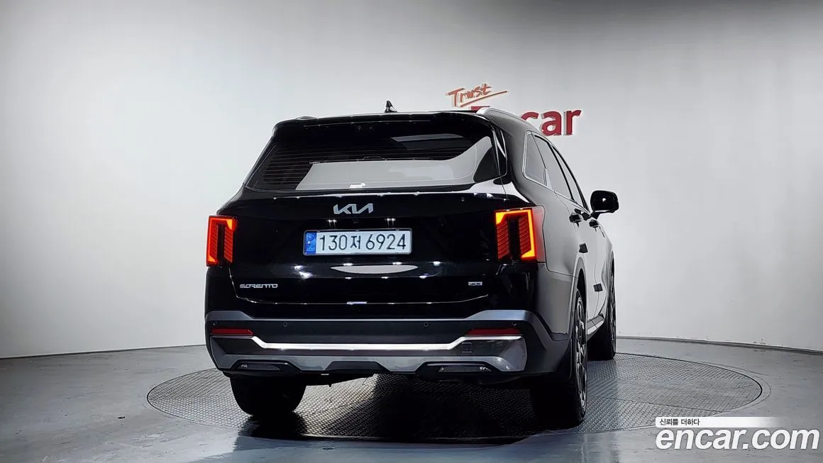 Kia Sorento — фото 5