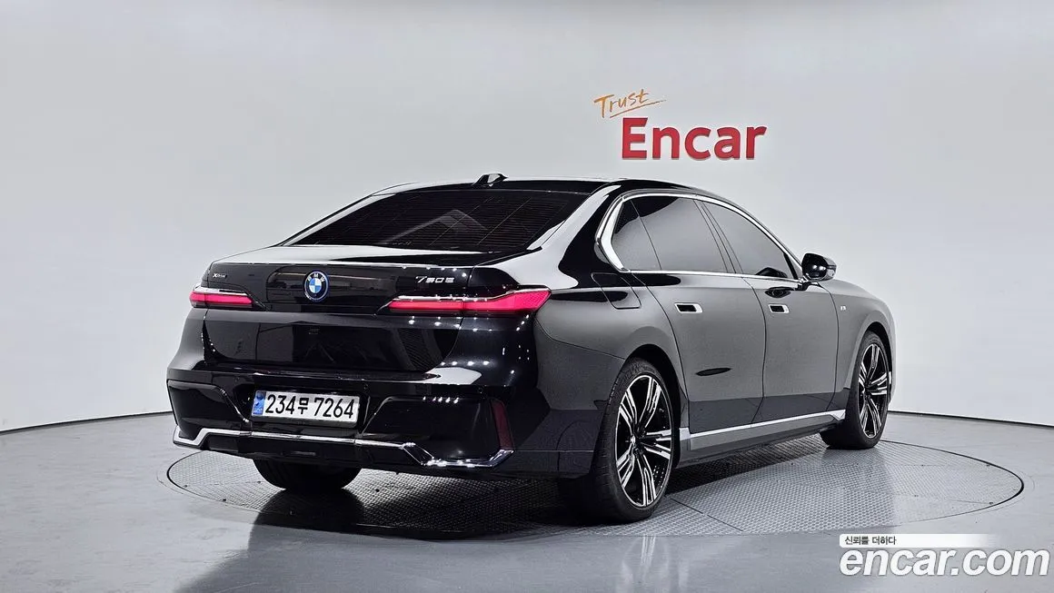 BMW 7-Series 2023 из KR, фото 4