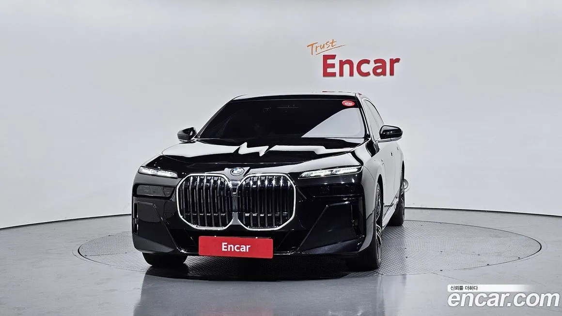 BMW 7-Series 2023 из KR, фото 3