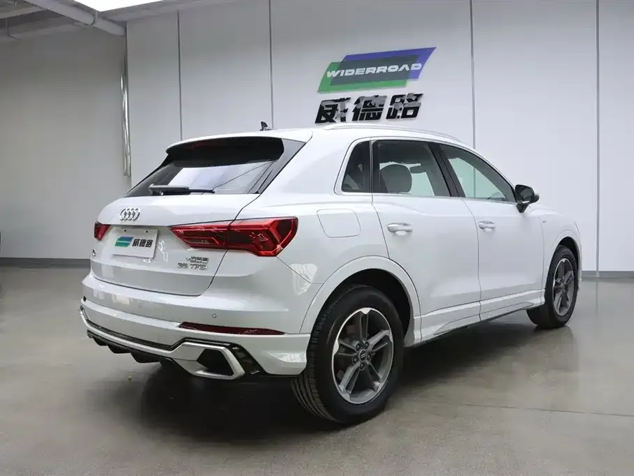Audi Q3 2024 из CN, фото 10