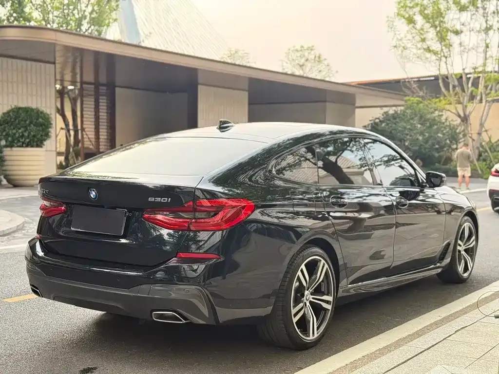 BMW 6 Series GT — фото 2