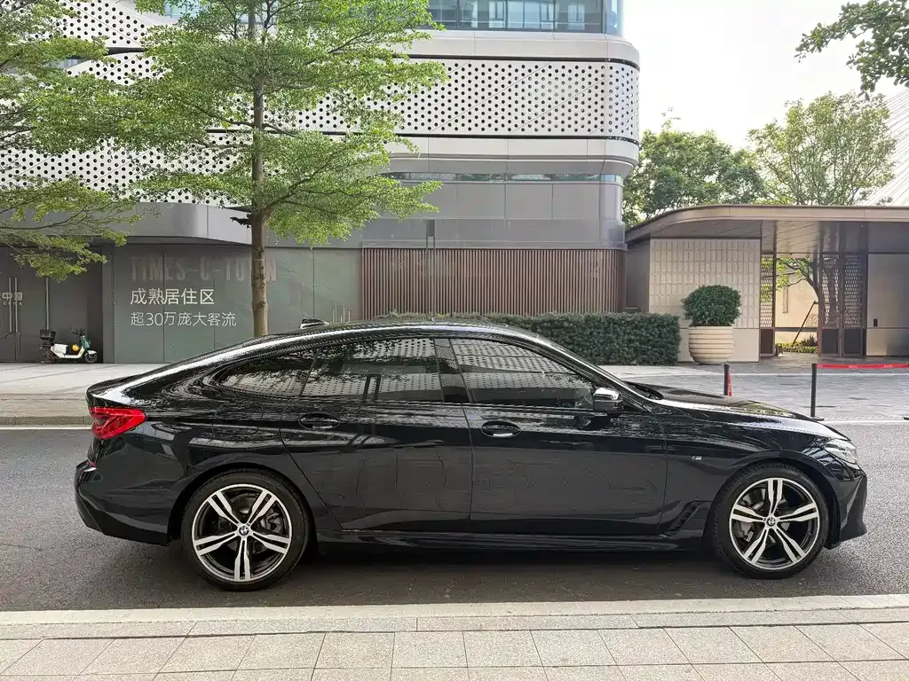 BMW 6 Series GT — фото 7