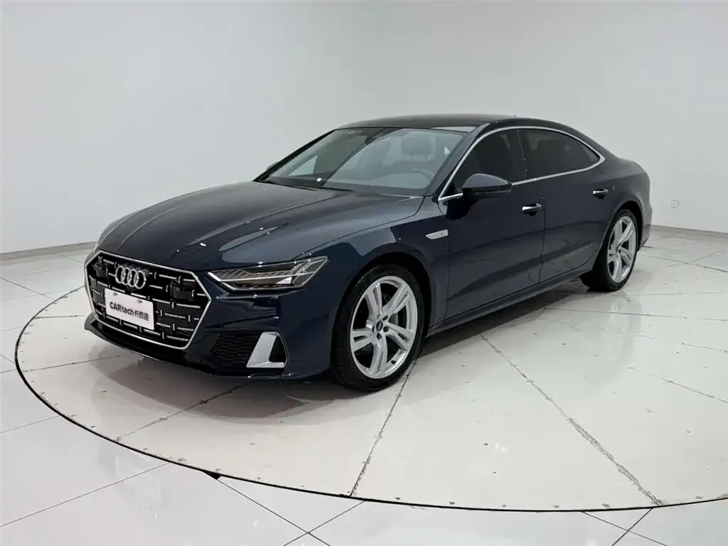 Audi A7L — фото 2