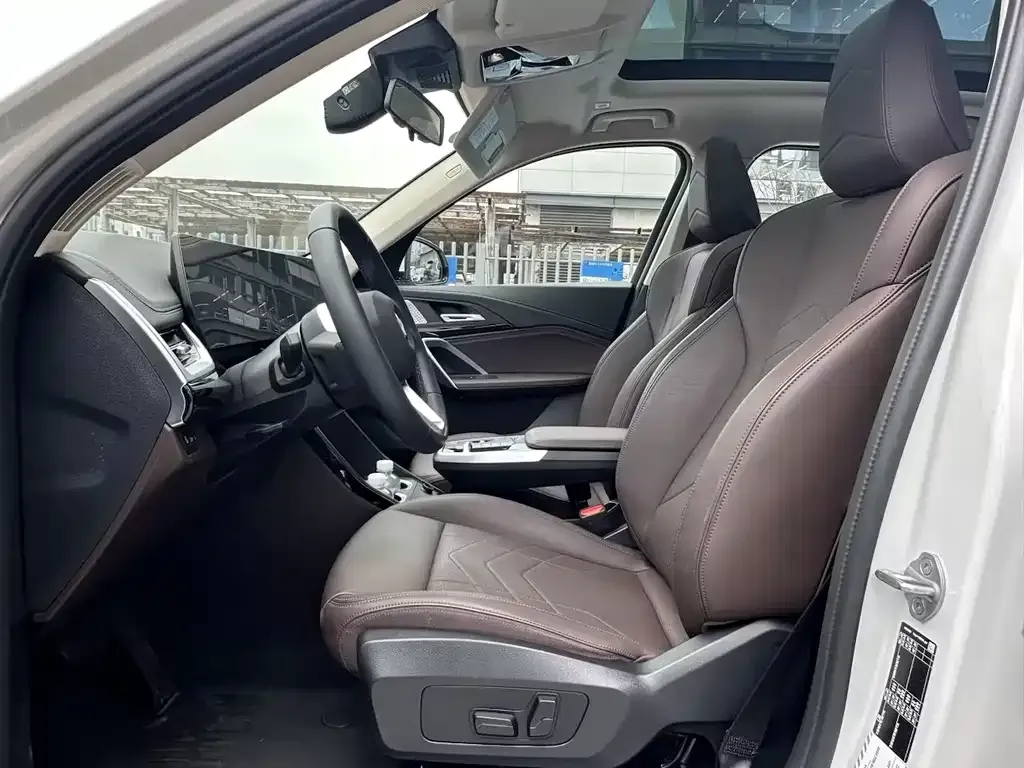 BMW X1 2025 из CN, фото 4