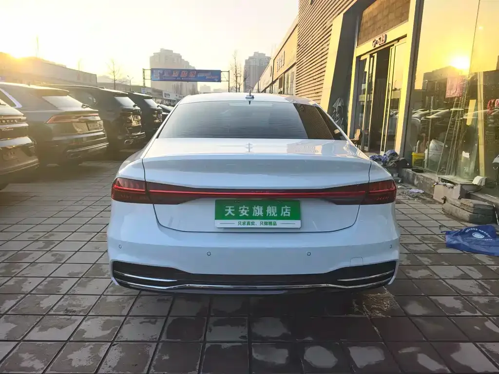 Audi A7L — фото 5