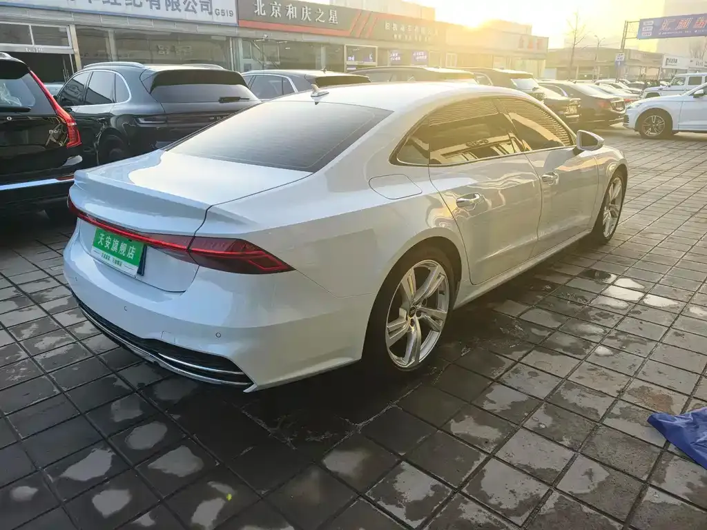 Audi A7L — фото 4