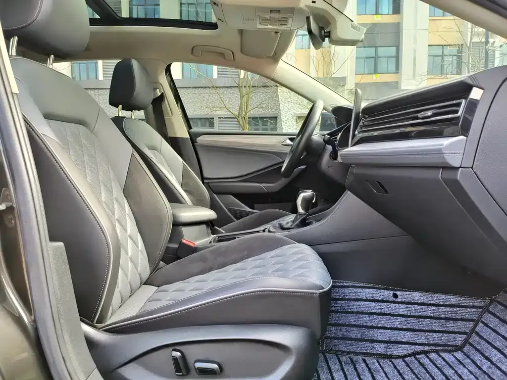 Volkswagen Sagitar 2023 из CN, фото 3
