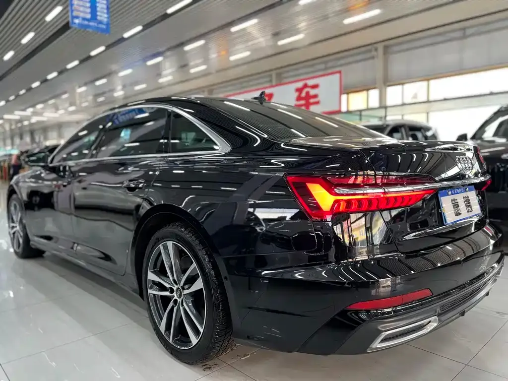 Audi A6L — фото 4