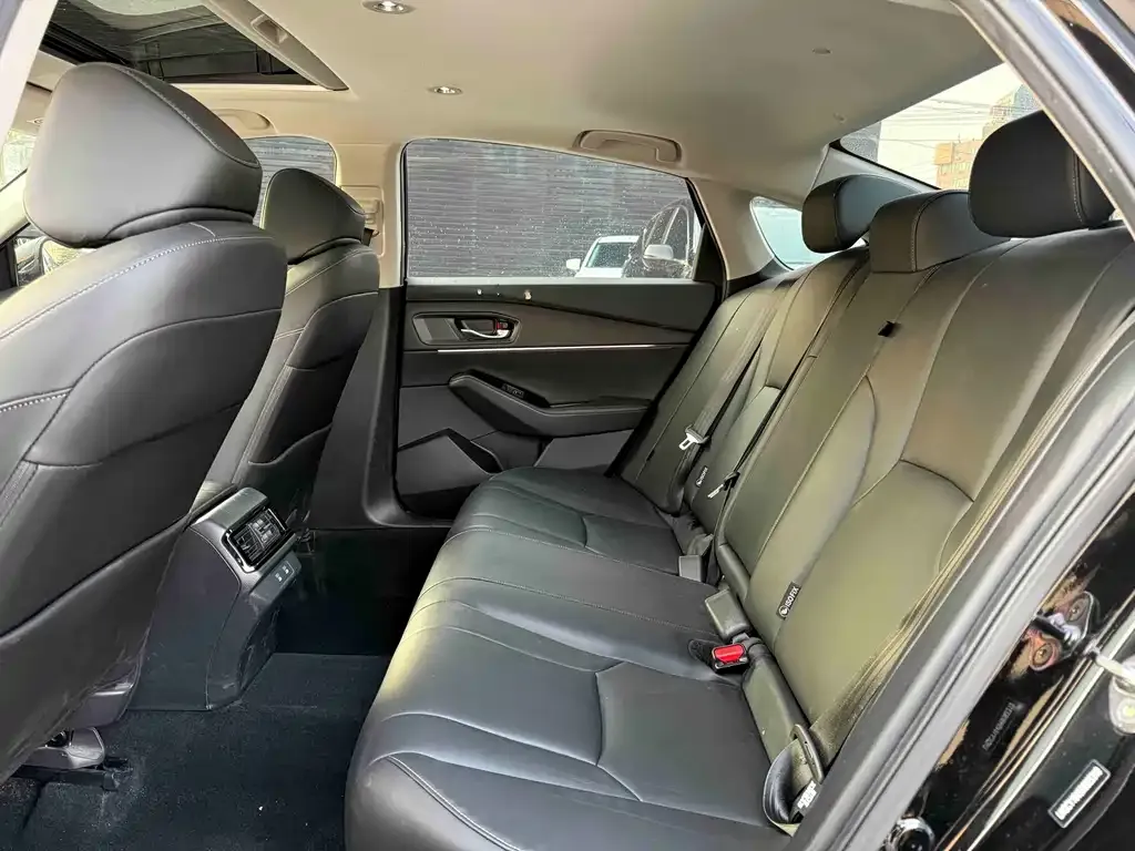 Honda Accord 2024 из CN, фото 3
