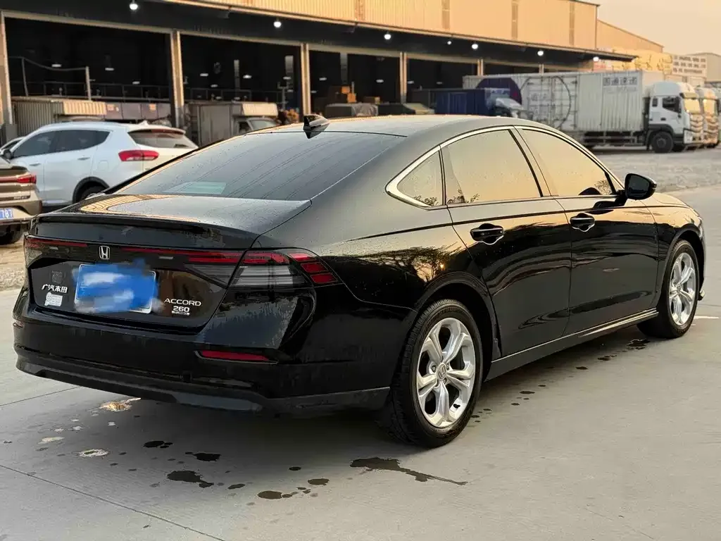 Honda Accord 2024 из CN, фото 2