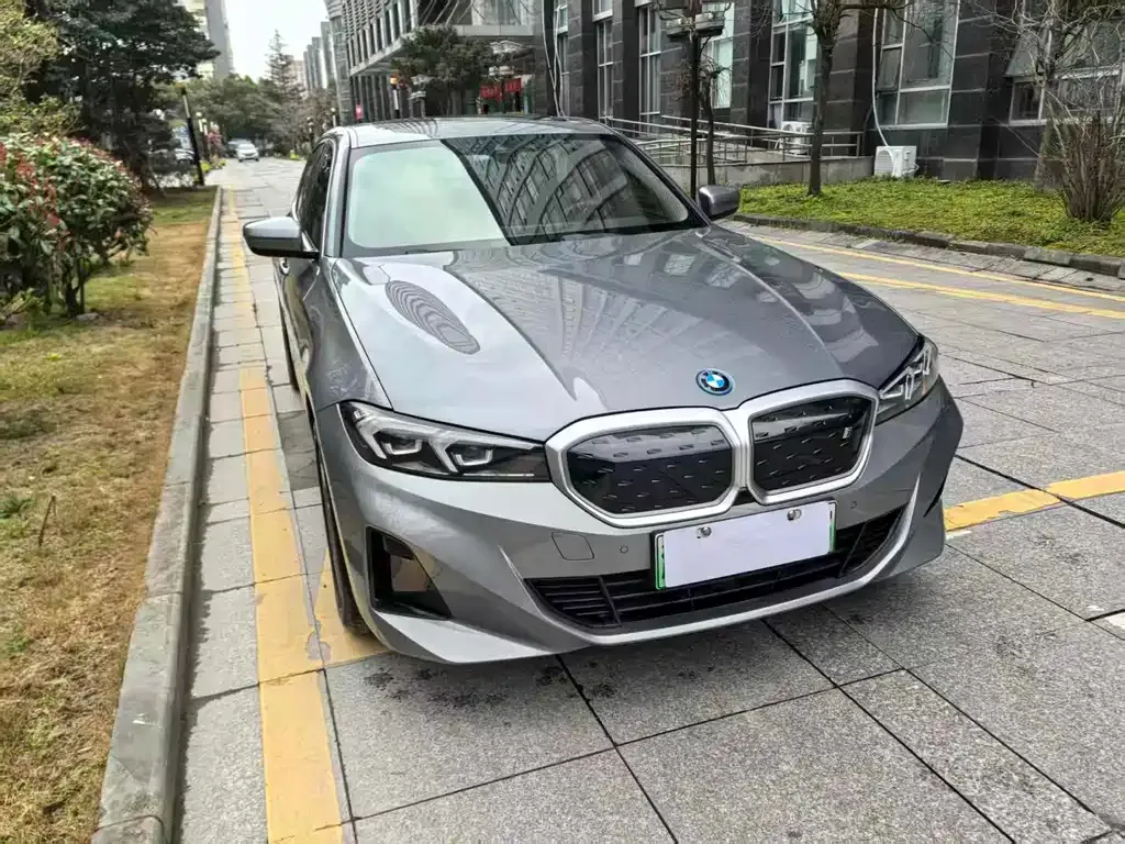 BMW i3 — фото 8