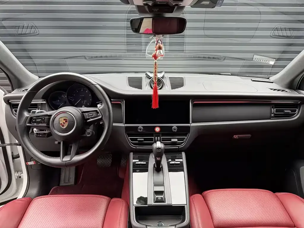 Porsche Macan 2025 из CN, фото 2