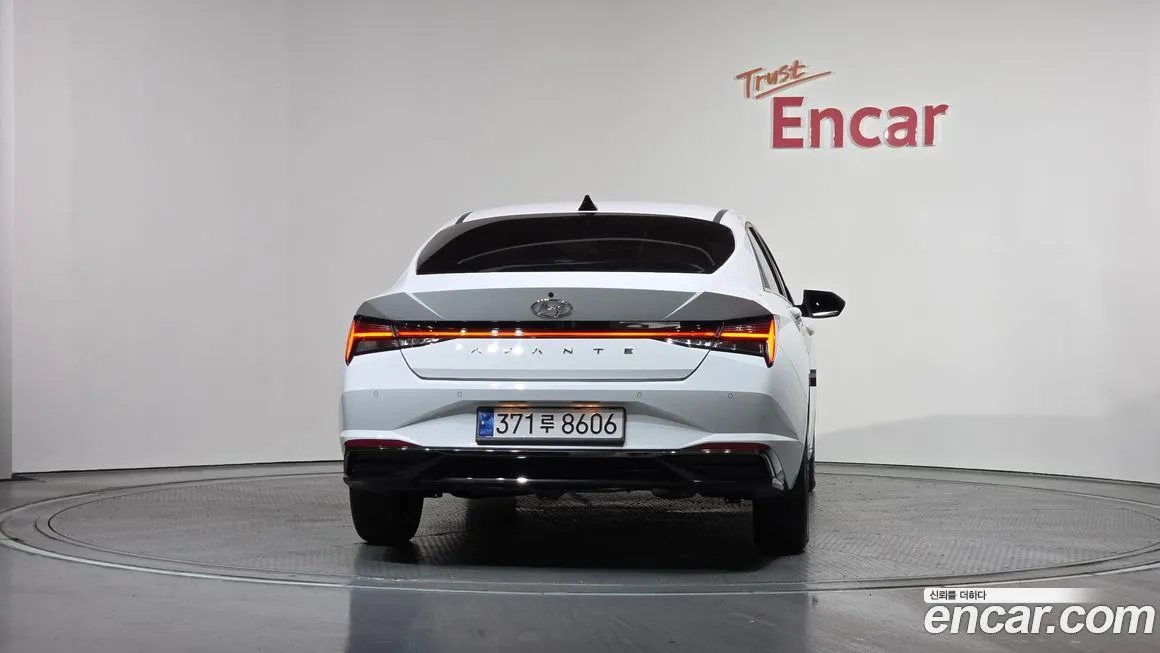 Hyundai AVANTE 2022 из KR, фото 3