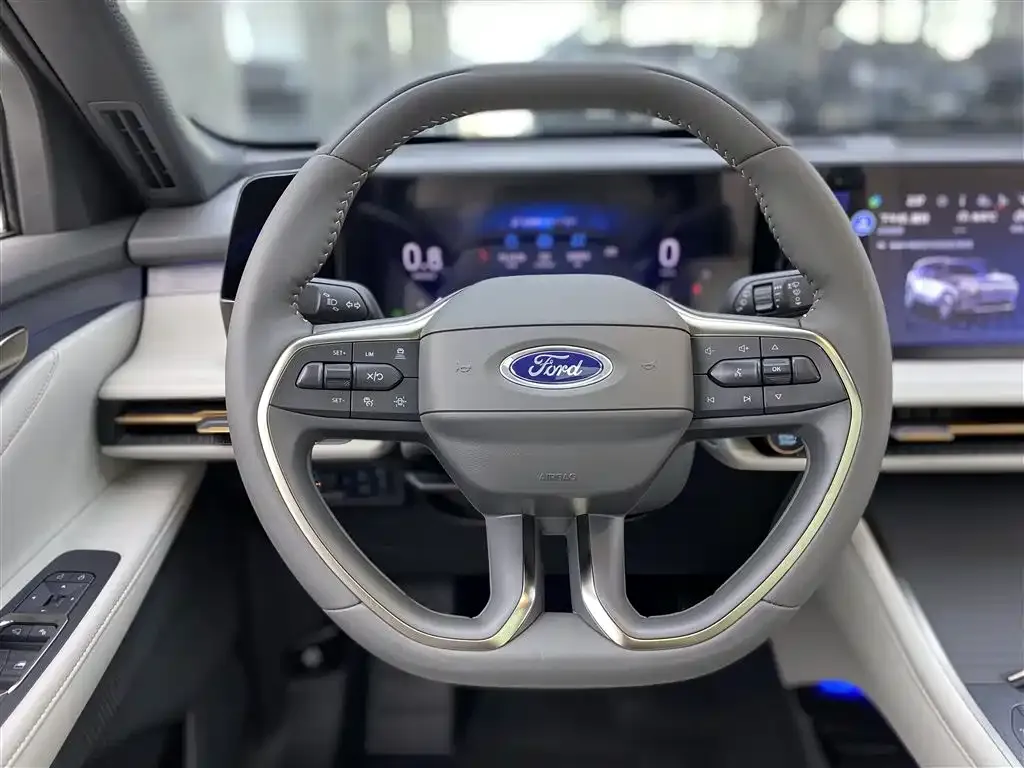 Ford Edge — фото 5